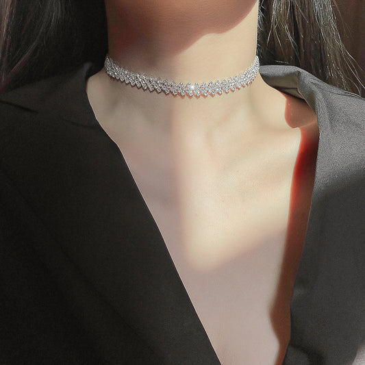 Collier strass étincelant